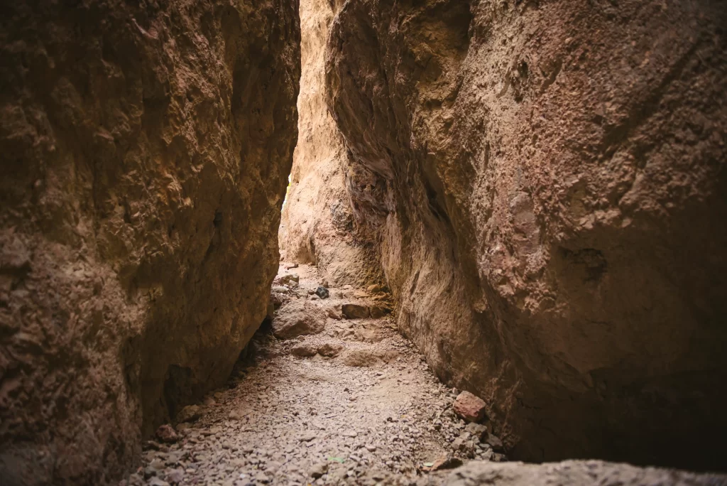Cuevas de Qala Qala, Tarata, Camino Inca