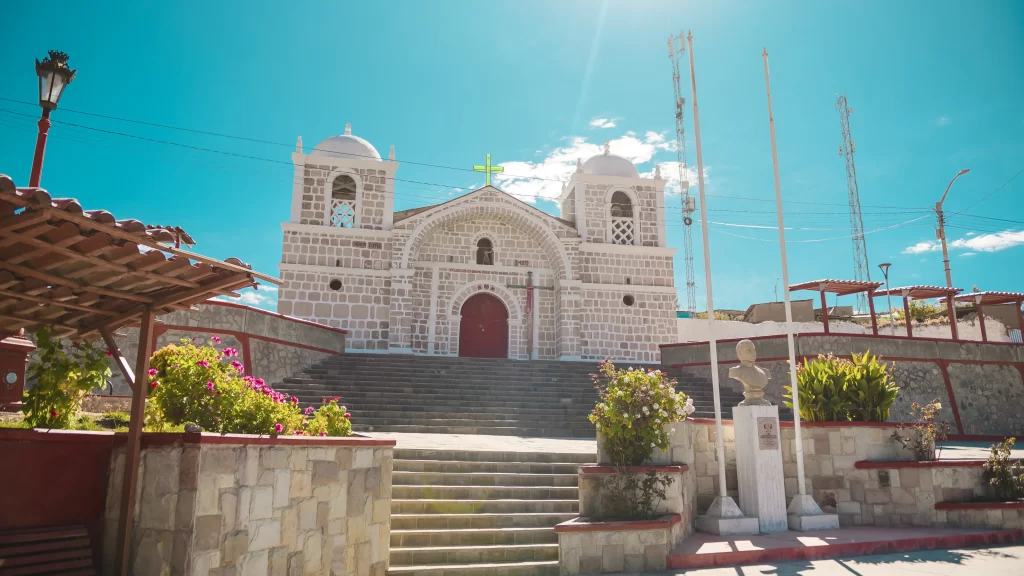 Ticaco Iglesia de Santo Domingo, Tarata