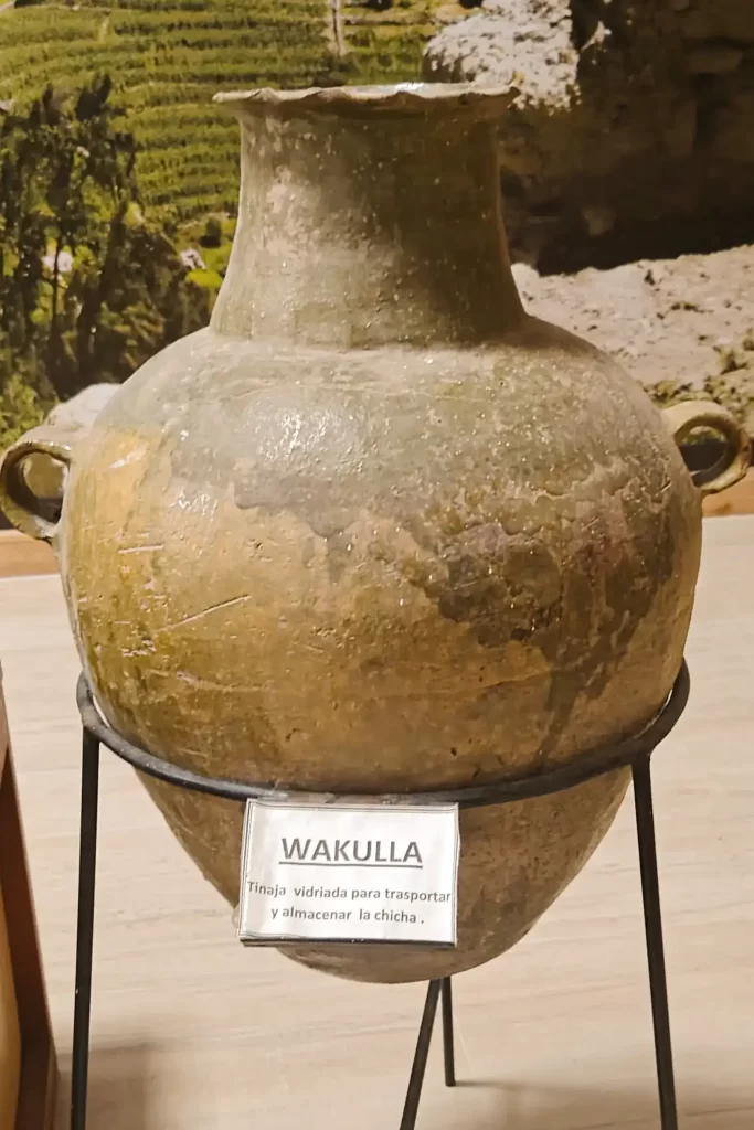 Wakulla, Sala de interpretación, Tarata copia