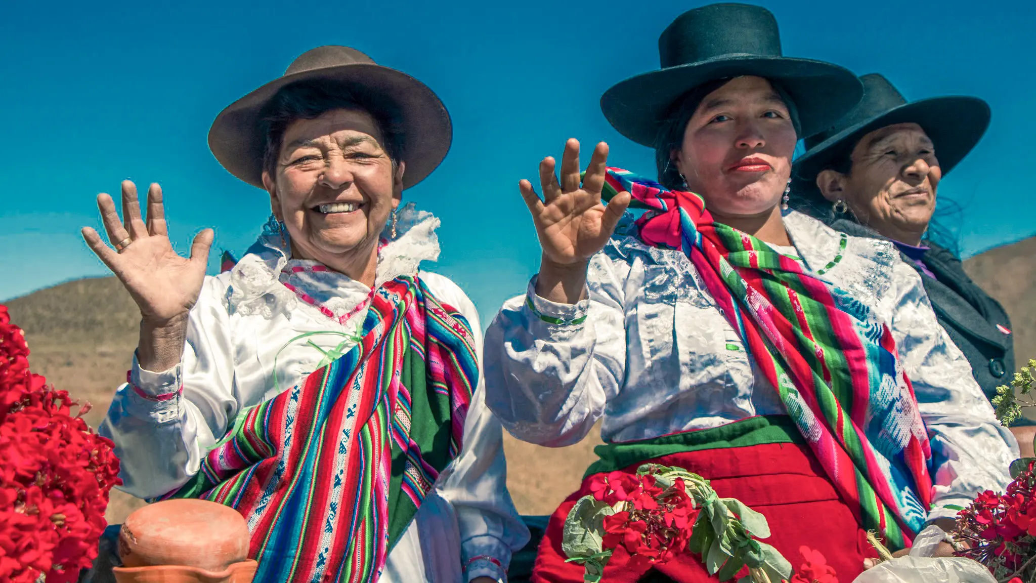 mujer tarateña, traje tipico
